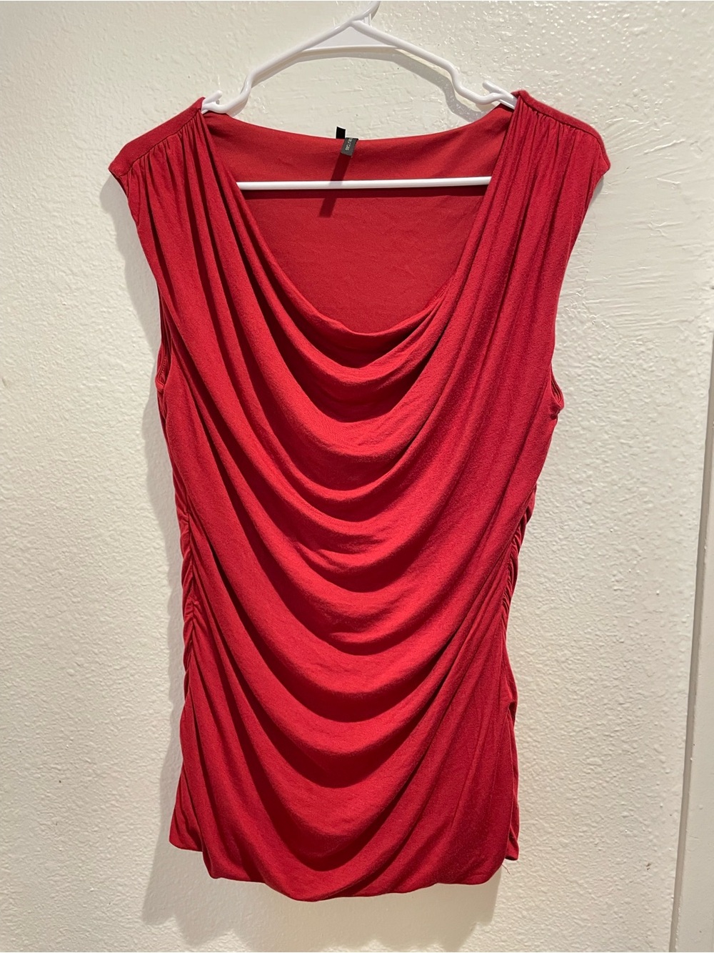 ✨ Maurices Red Ruched Cowl Neck Sleeveless Top L ✨